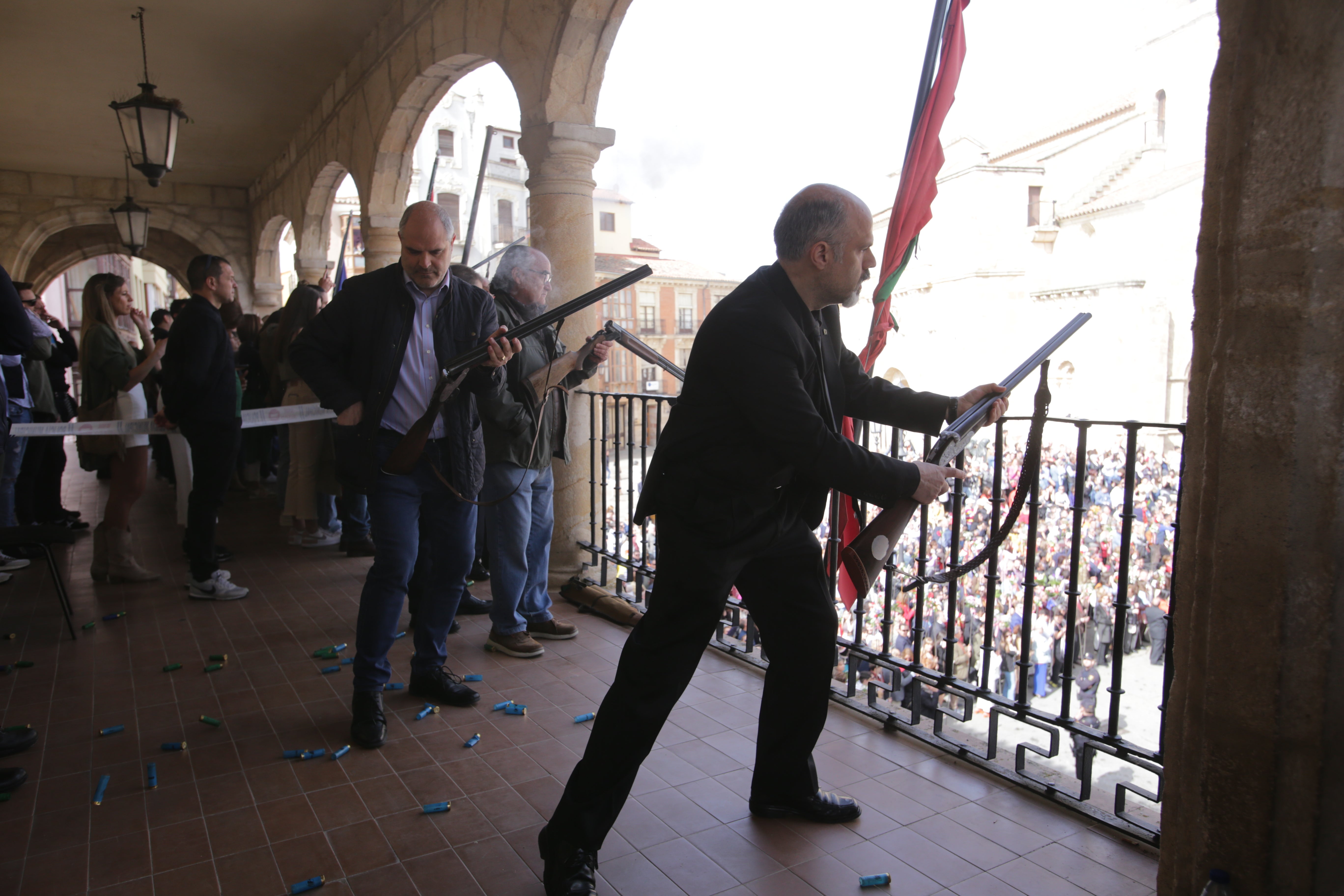 Zamora- Disparos al aire anuncian el emotivo encuentro
