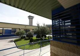 Tres funcionarios heridos en la Prisión de Córdoba tras el ataque de dos internos peligrosos