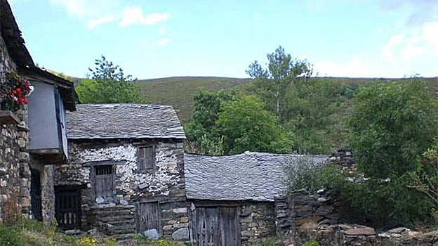 Imagen de una de las casas de Los Montes de la Ermita
