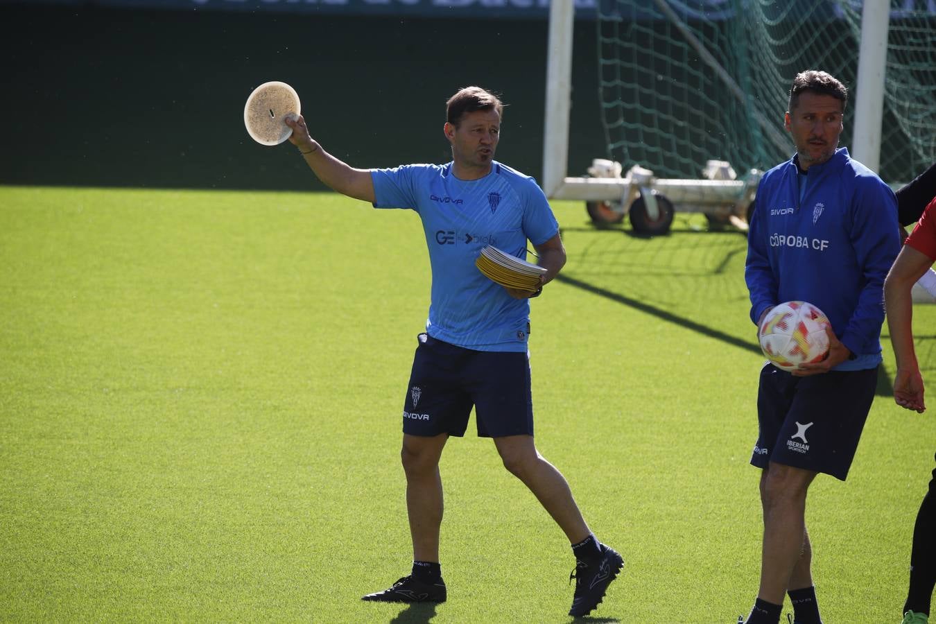 El primer entrenamiento de Manuel Mosquera al frente del Córdoba CF, en imágenes