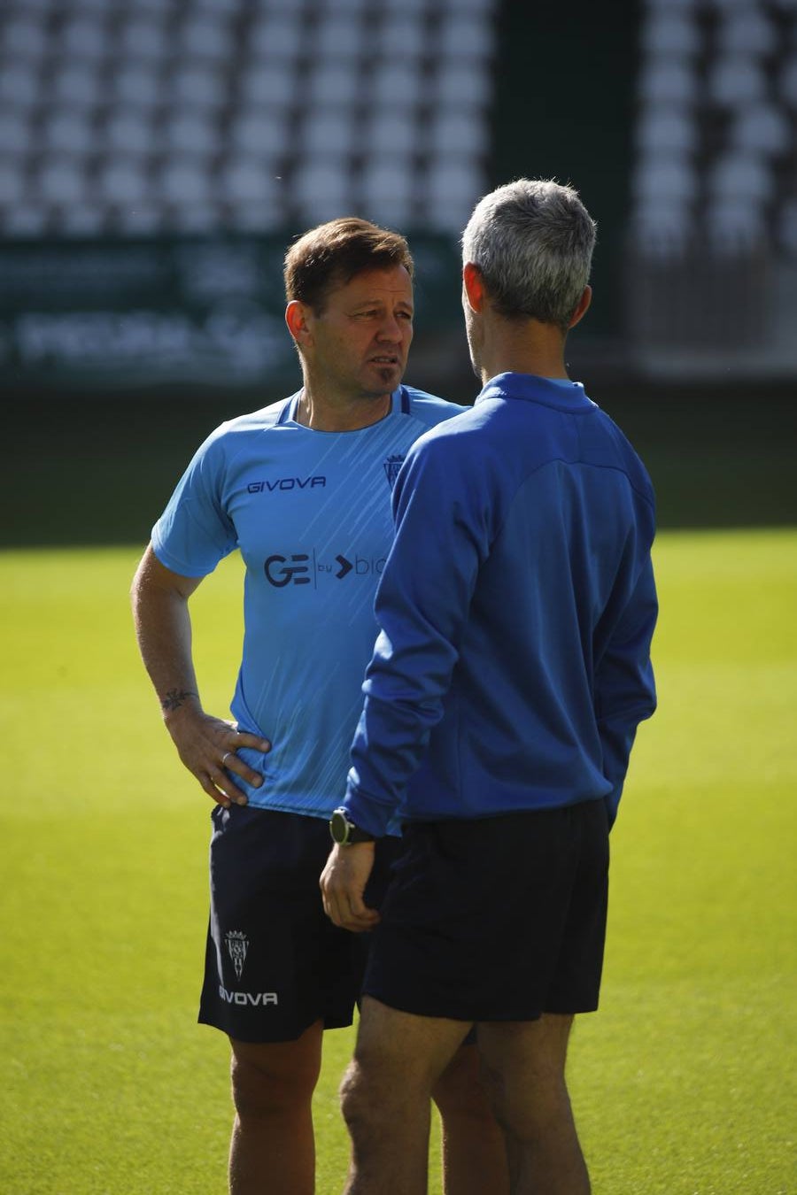 El primer entrenamiento de Manuel Mosquera al frente del Córdoba CF, en imágenes