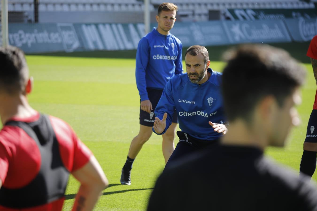El primer entrenamiento de Manuel Mosquera al frente del Córdoba CF, en imágenes