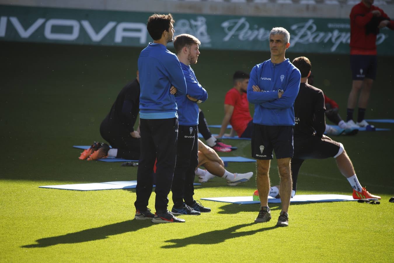 El primer entrenamiento de Manuel Mosquera al frente del Córdoba CF, en imágenes
