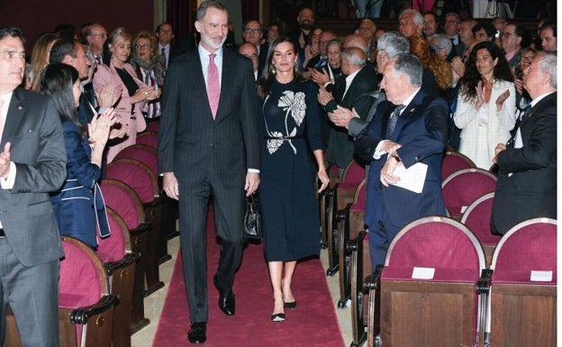 Los Reyes, ayer en el acto del bicentenario del Ateneo de Madrid