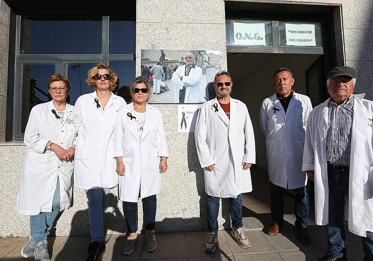 Carta abierta de los voluntarios de la ONG &#039;Socorro de los Pobres&#039;, fundada por Cipriano González
