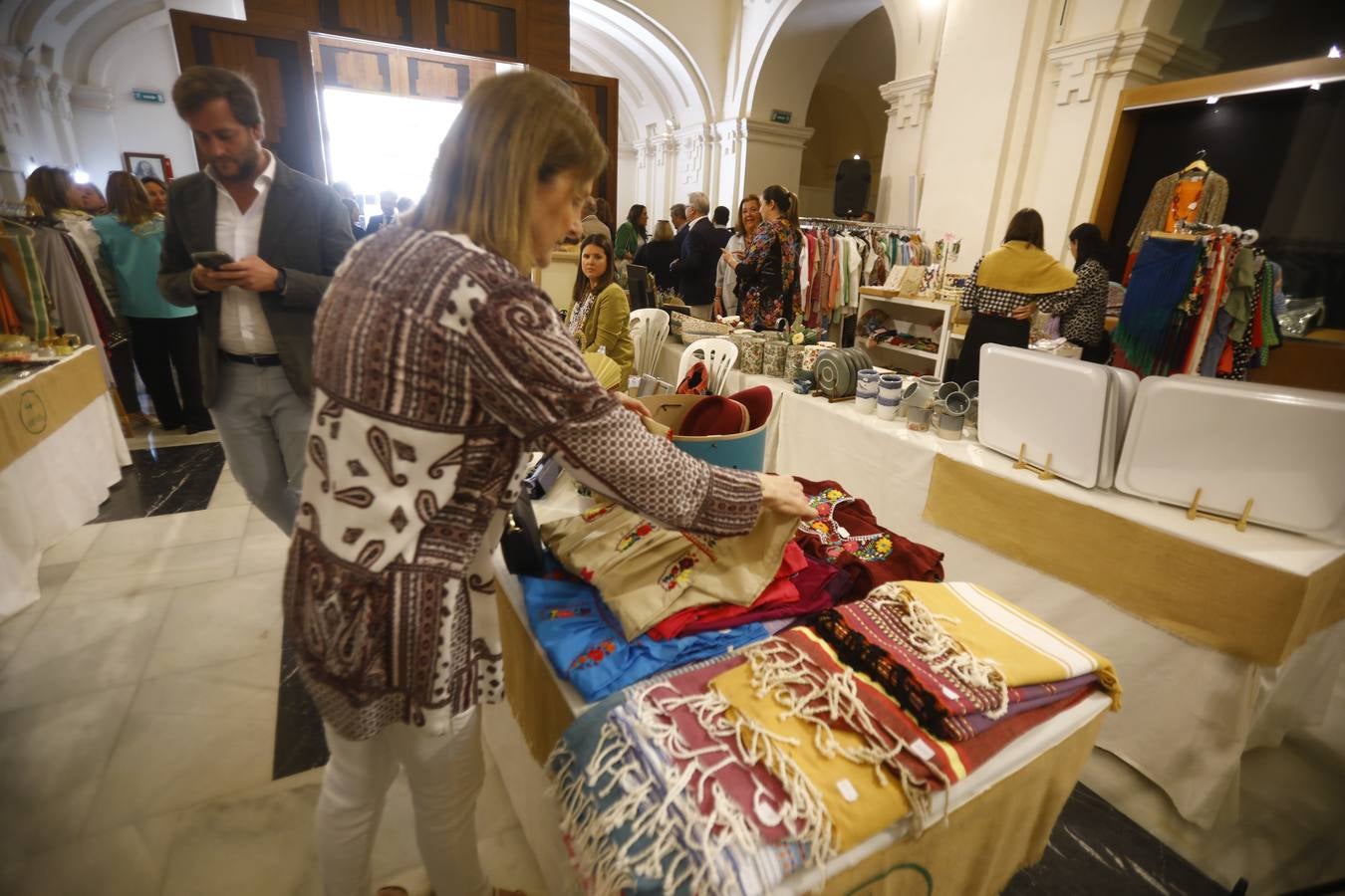 La inauguración del Baratillo de Adevida Córdoba, en imágenes