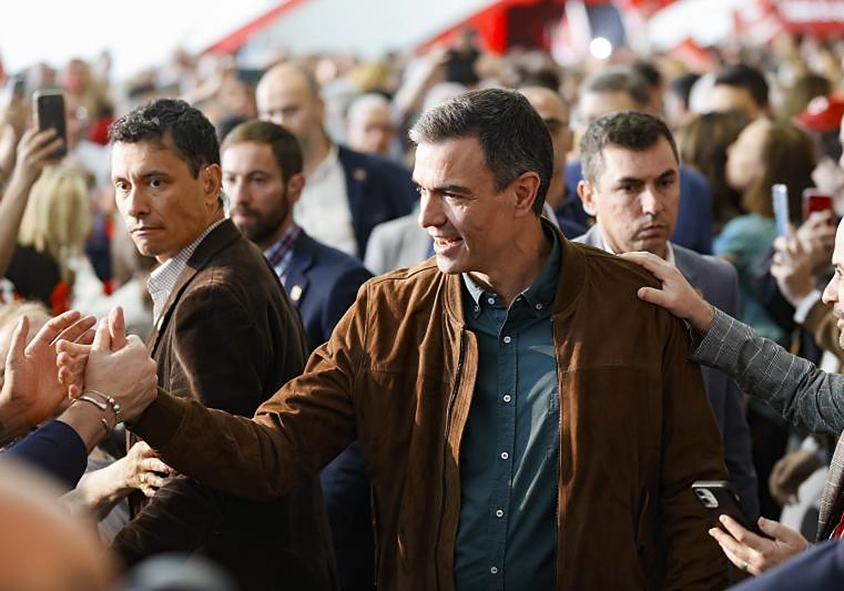 Pedro Sánchez a su llegada hoy a Valencia, donde se celebra la Convención Municipal del PSOE