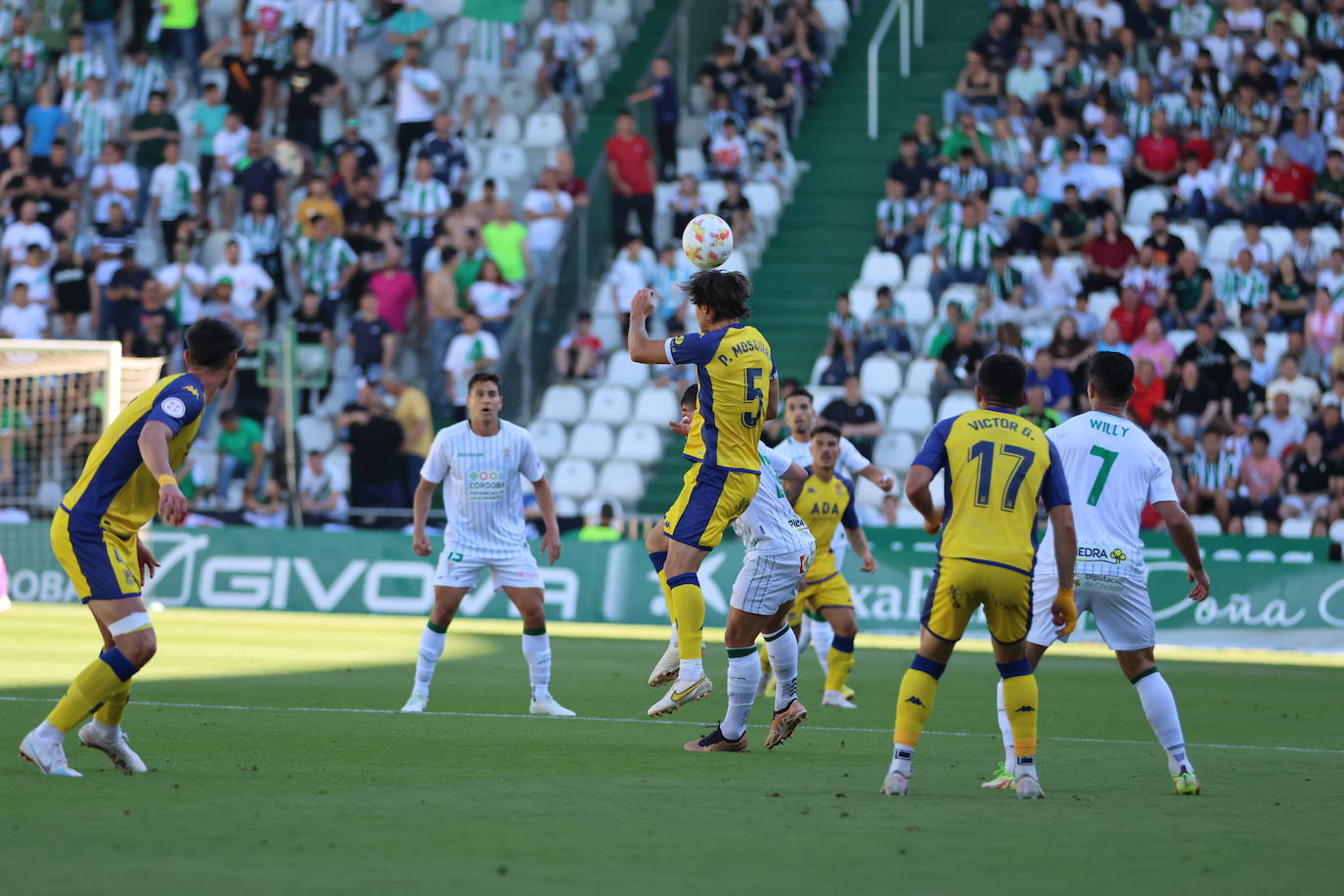 El emocionante Córdoba CF-Alcorcón, en imágenes