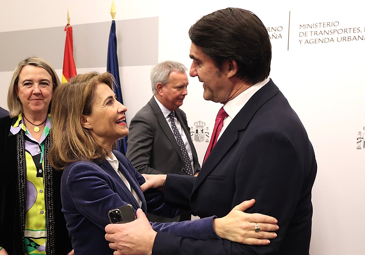 Imagen de archivo de Suárez-Quiñones junto a la ministra Raquel Sánchez