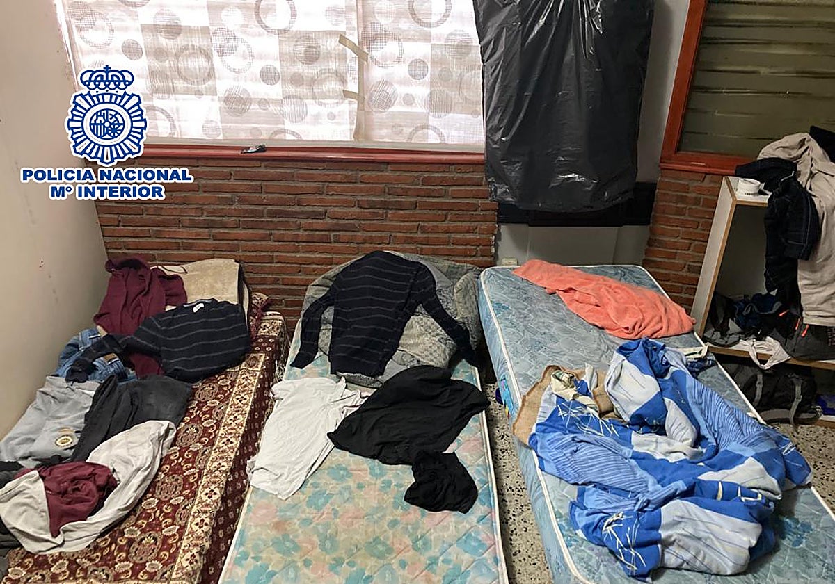 Espacio donde dormían las víctimas de explotación laboral