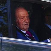 Don Juan Carlos cena con amigos en Londres antes de volver a Sangenjo