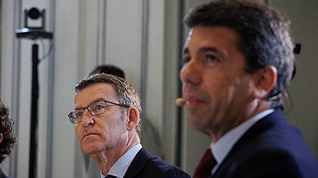 Imagen de Alberto Núñez Feijoó y Carlos Mazón durante un acto celebrado la semana pasada en Madrid