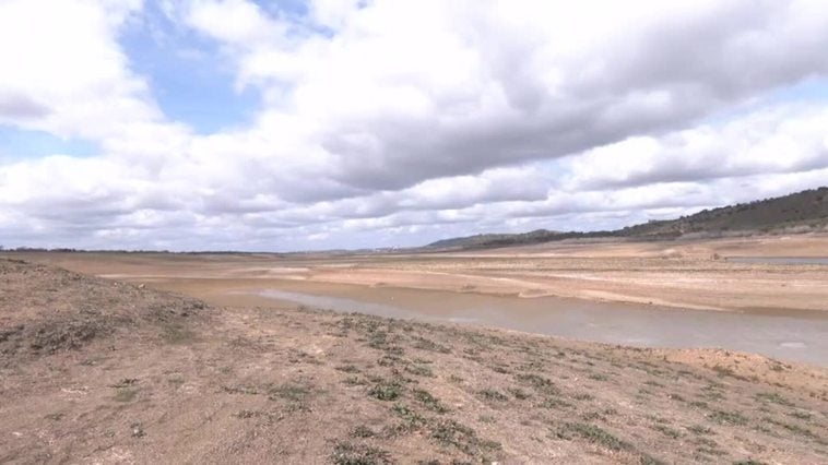 Veinte pueblos de Córdoba, sin agua apta para el consumo