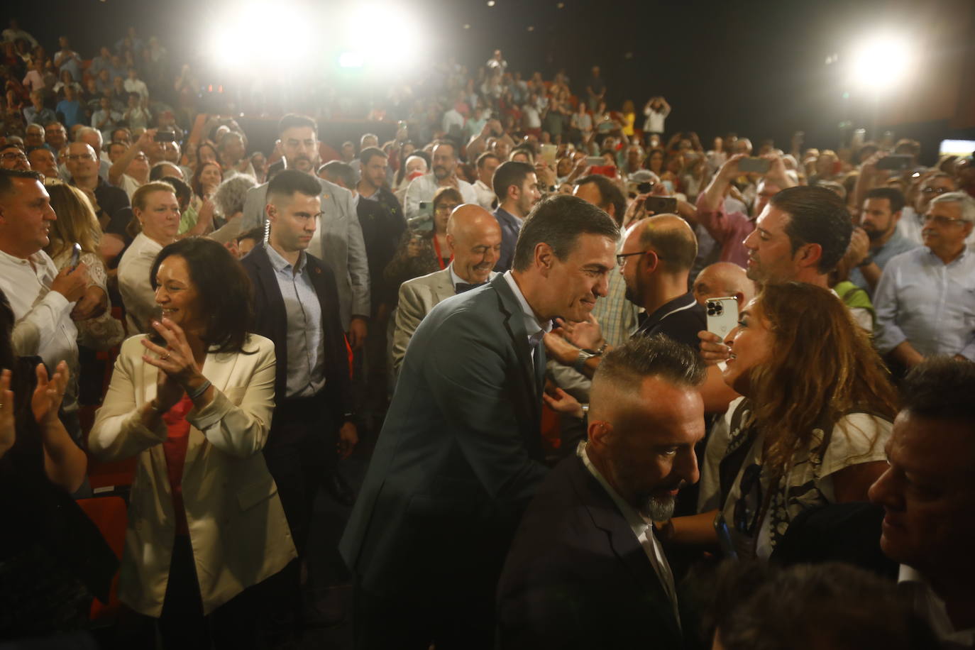 El acto de Pedro Sánchez en Córdoba, en imágenes