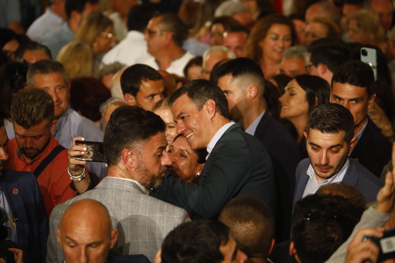 El acto de Pedro Sánchez en Córdoba, en imágenes