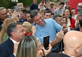 Pedro Sánchez, sin Page, arropa en Toledo en un multitudinario acto a los candidatos del PSOE en la región