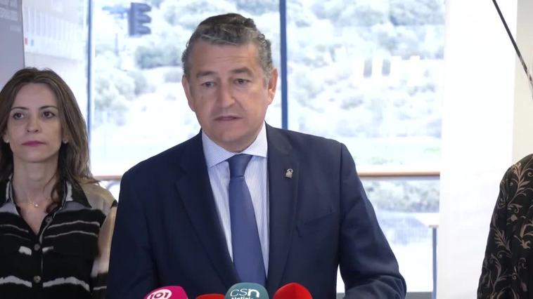 Sanz critica que Sánchez vaya a Doñana y no diga "ni una sola palabra" sobre la sequía