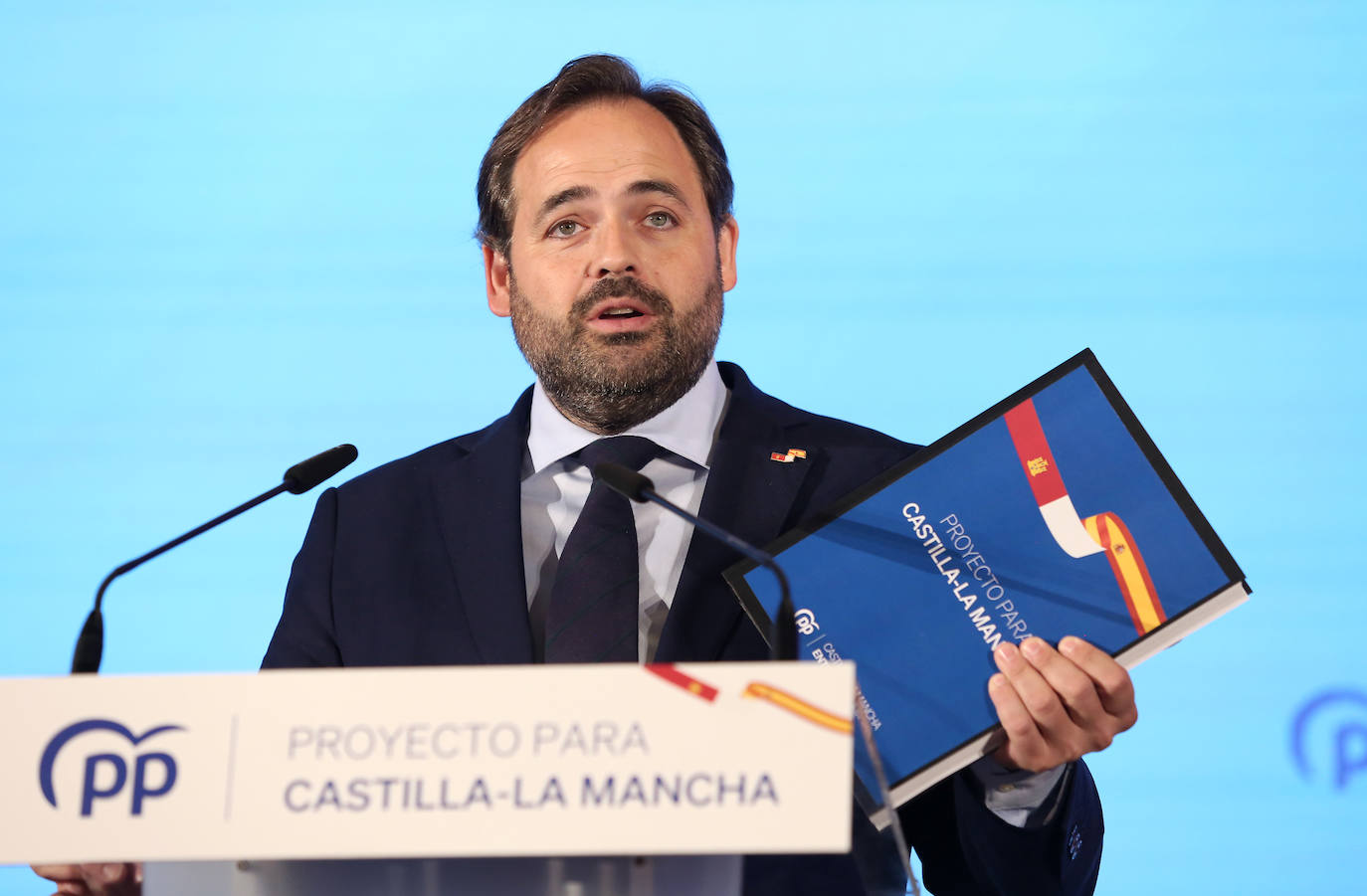 Las imágenes del acto del PP con Juanma Moreno en Toledo