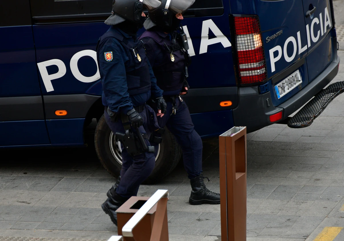 Un Hombre Detenido Por Masturbarse En El Parking De Un Supermercado Y En La Terraza De Un Bar