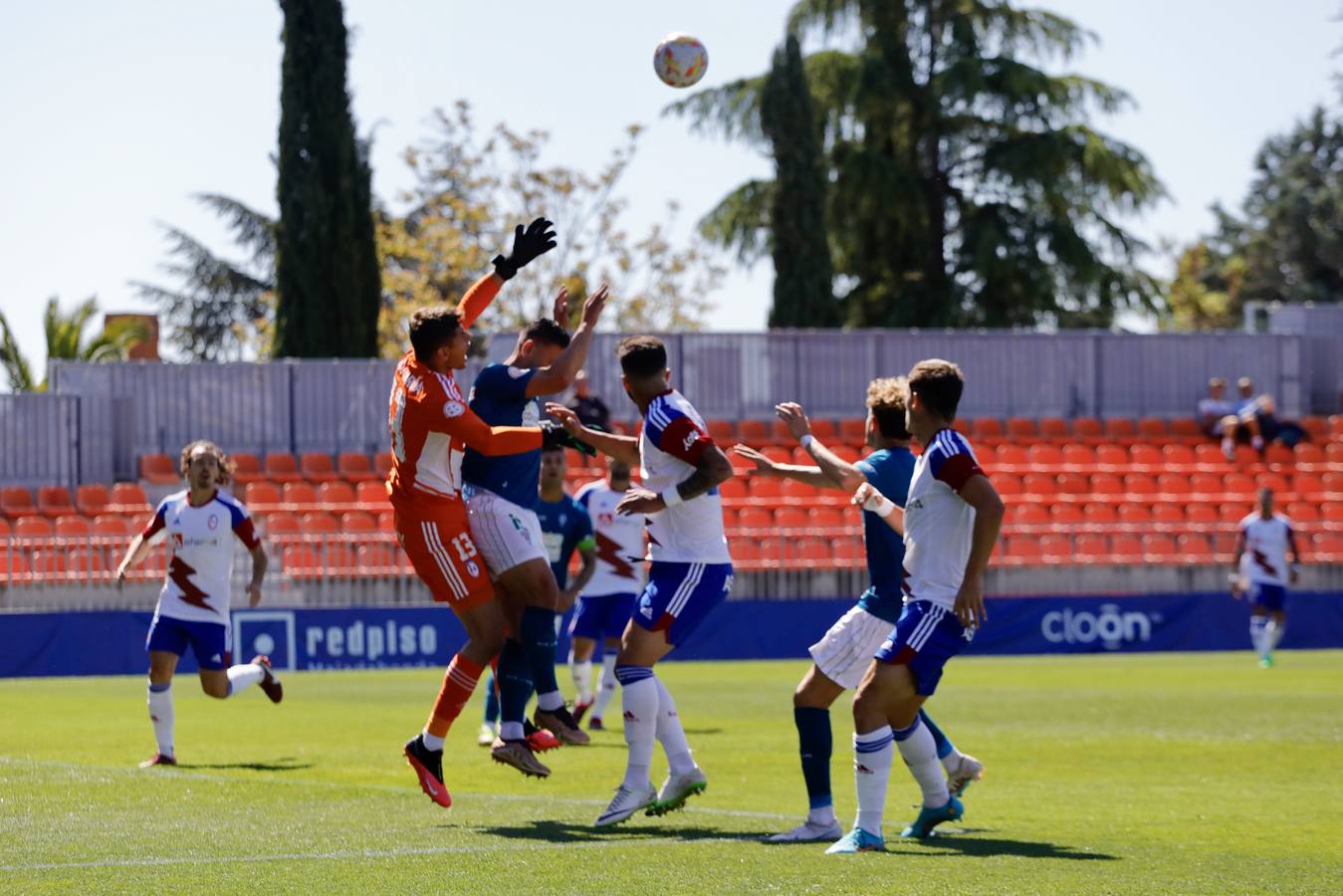 La derrota del Córdoba CF ante el Rayo Majadahonda, en imágenes