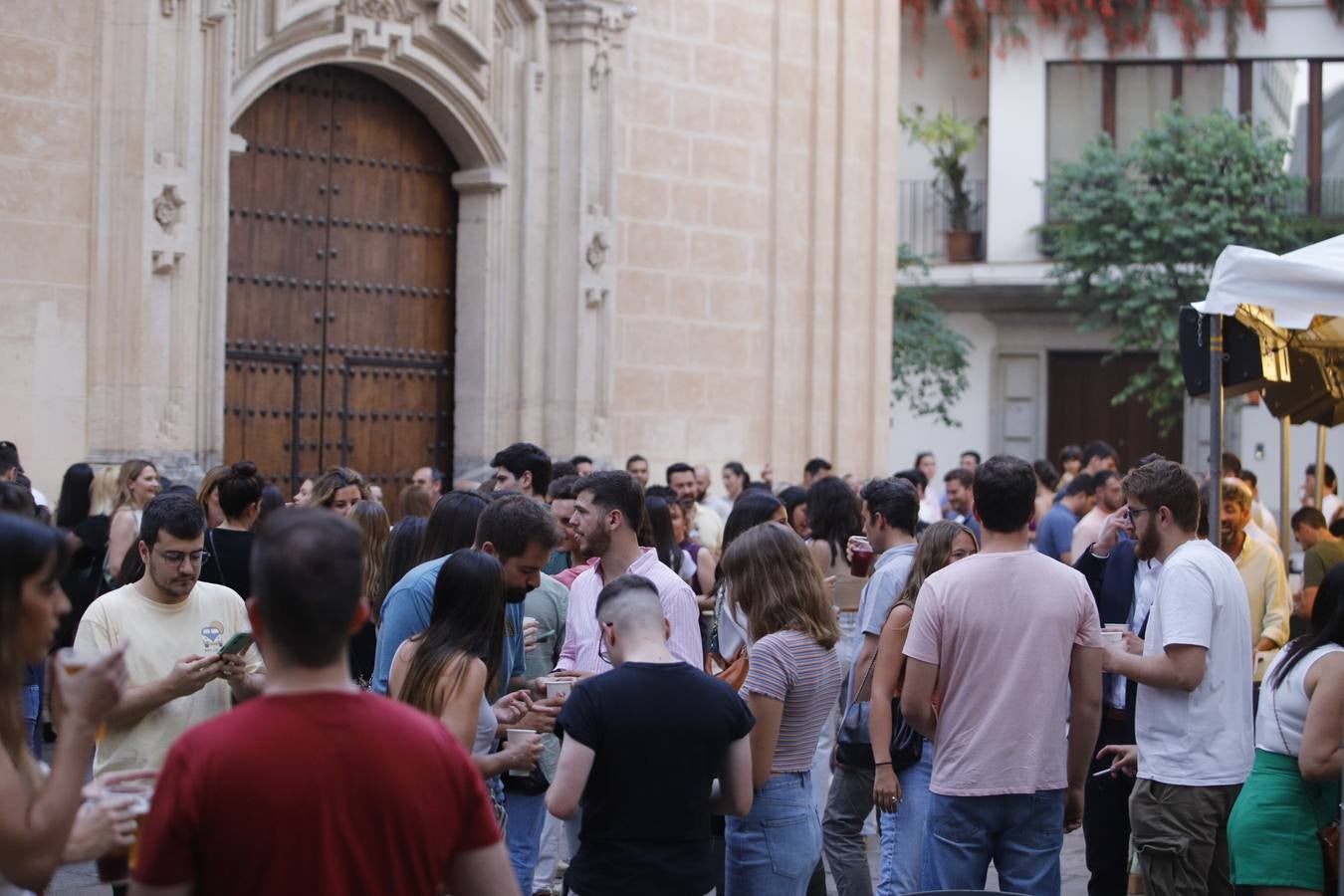 Cruces Córdoba 2023 | Ambiente de lujo en la primera noche de fiesta, en imágenes