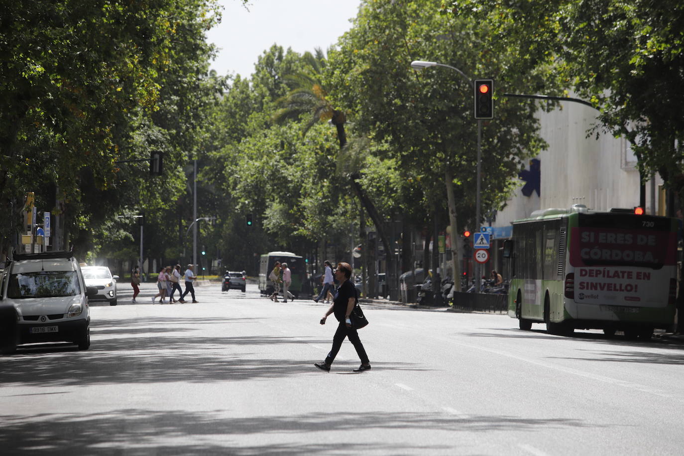 Córdoba bajo un sofocante calor en abril, en imágenes