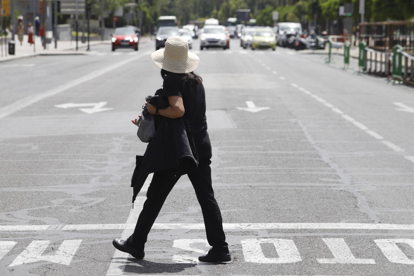 Córdoba bajo un sofocante calor en abril, en imágenes