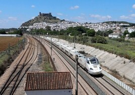 Adif avanza en el 'baipás' de Almodóvar conectando la línea de Córdoba y Sevilla con la de Cádiz