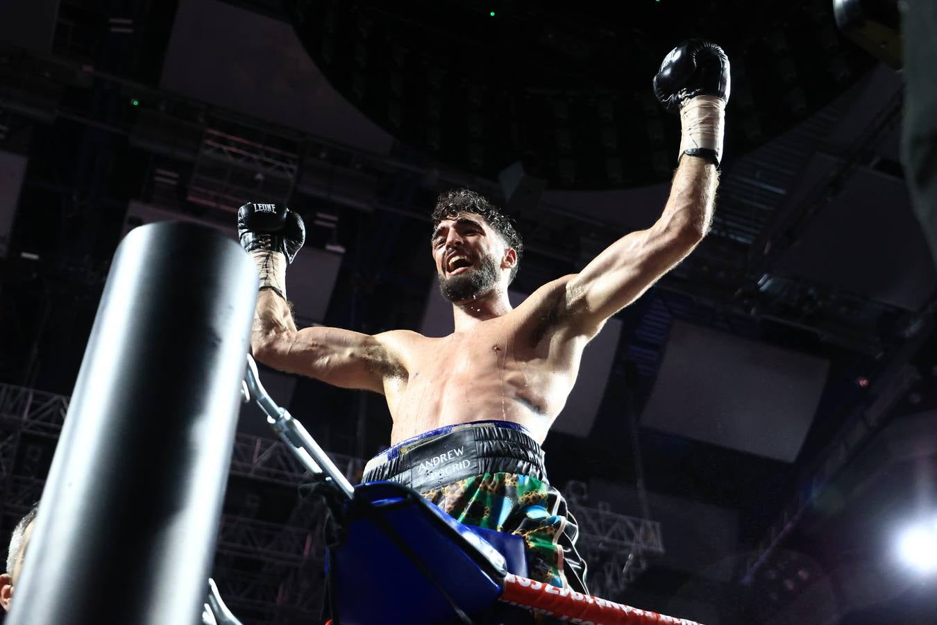 El combate ganador del cordobés José Luis Navarro &#039;El Cazador Jr.&#039; ante Ronny Landaeta, en imágenes