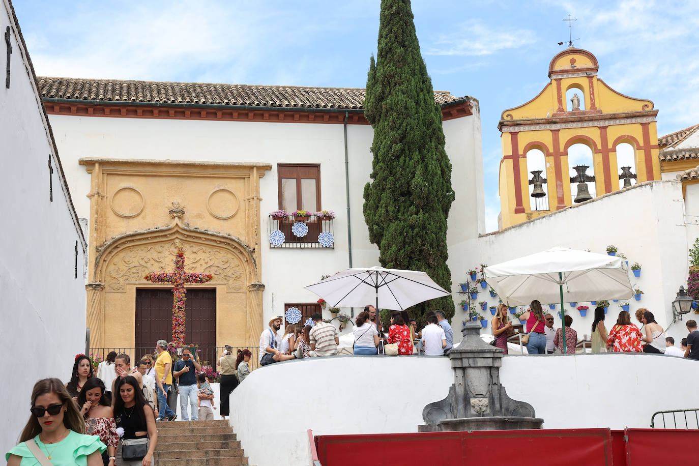 El impecable ambiente de las Cruces de Córdoba, en imágenes