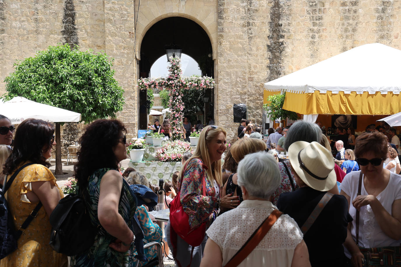 El impecable ambiente de las Cruces de Córdoba, en imágenes