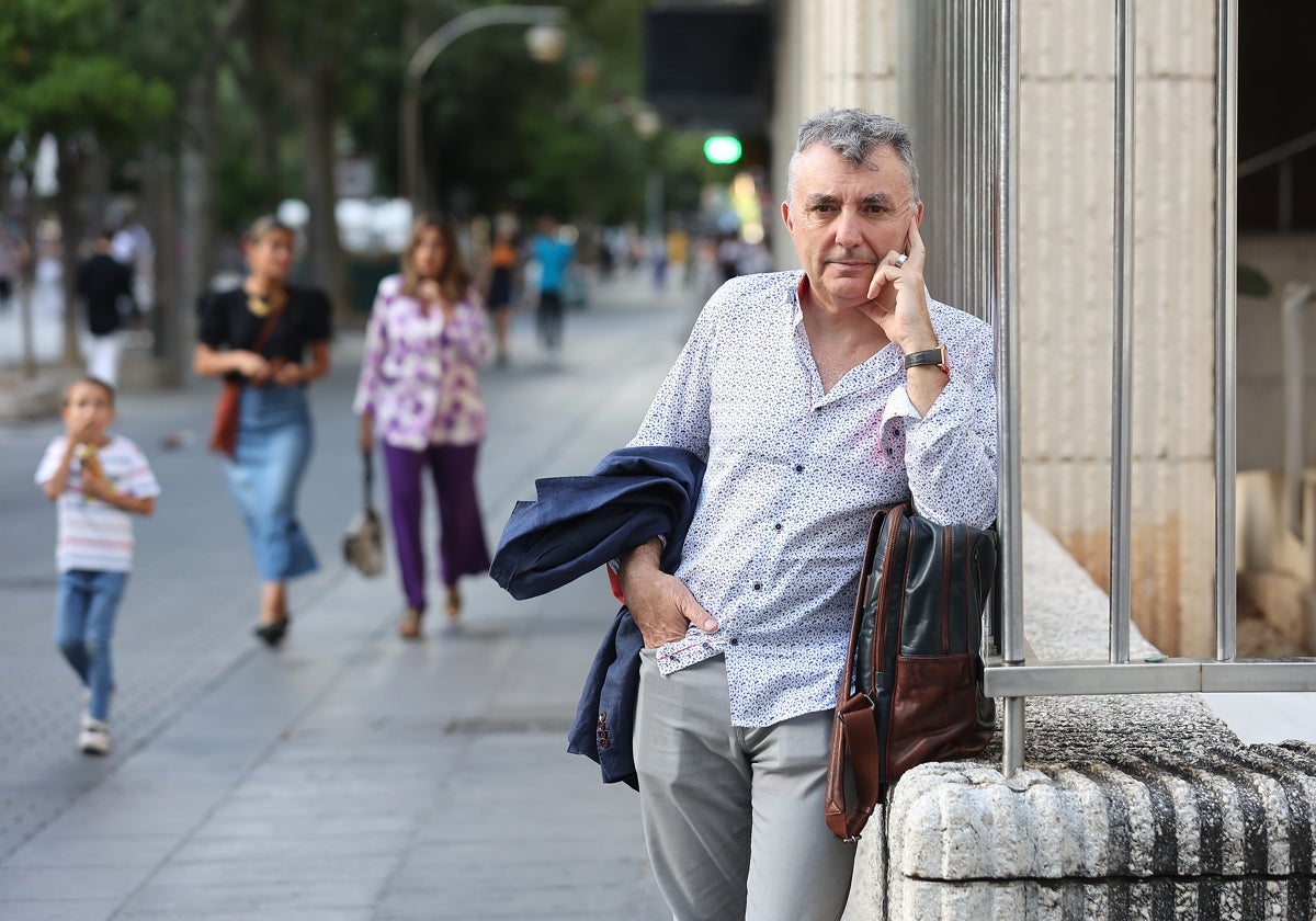 El escritor, este sábado en el Bulevar del Gran Capitán