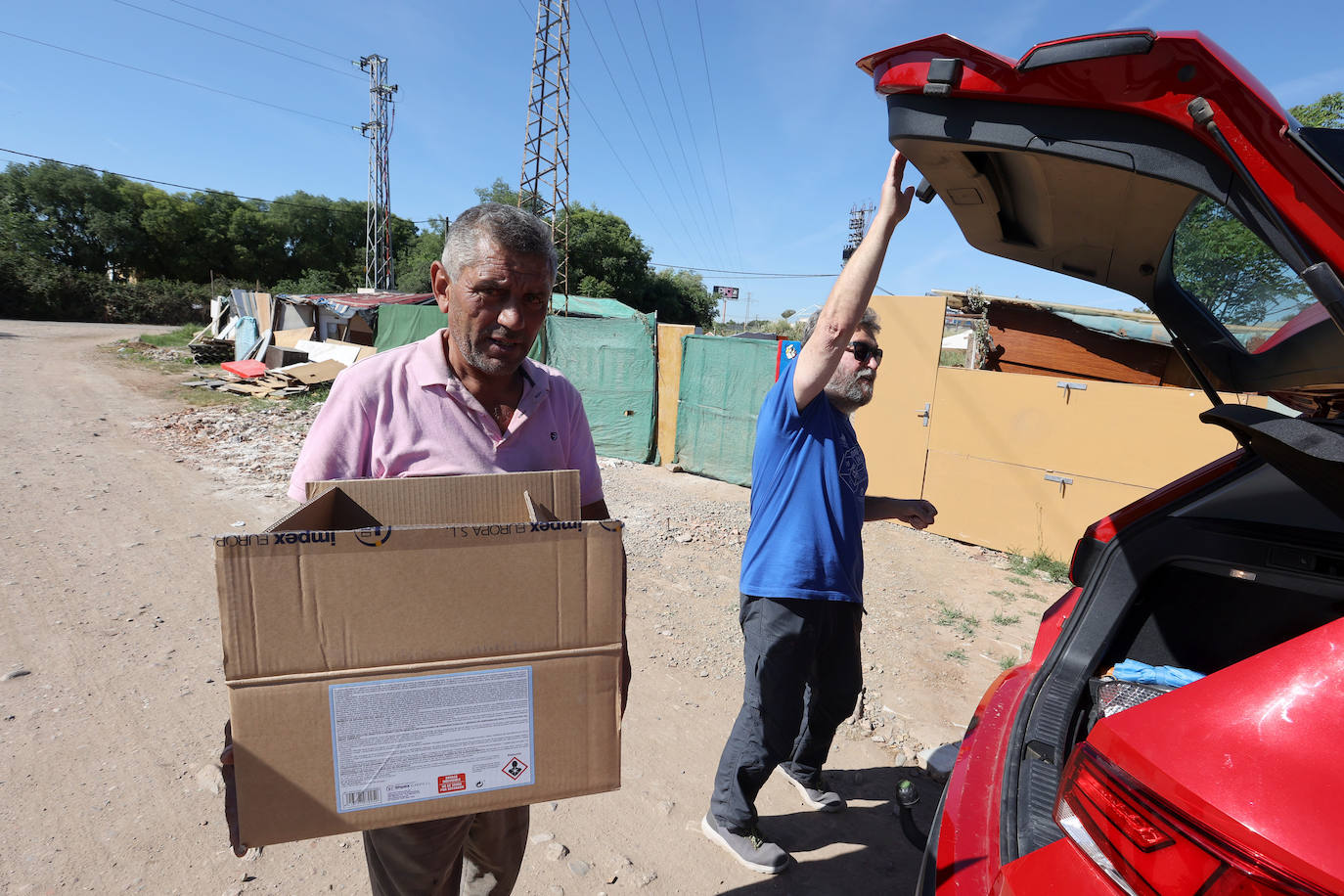 El poblado de chabolas del camino de Carbonell en Córdoba, en imágenes