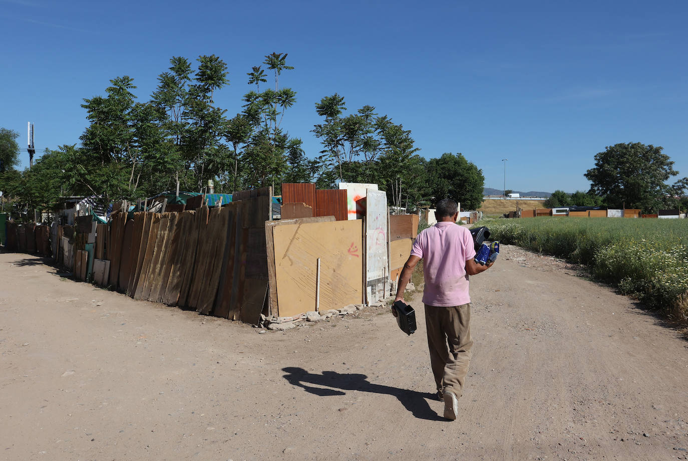 El poblado de chabolas del camino de Carbonell en Córdoba, en imágenes