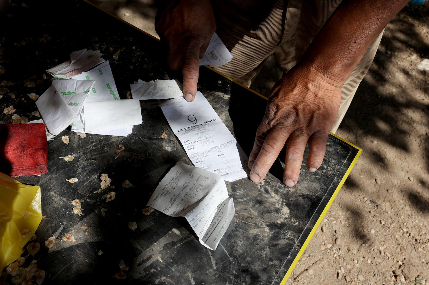 El poblado de chabolas del camino de Carbonell en Córdoba, en imágenes