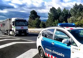 Una rueda disparada mata al copiloto de un turismo que iba en sentido contrario en Calella (Barcelona)