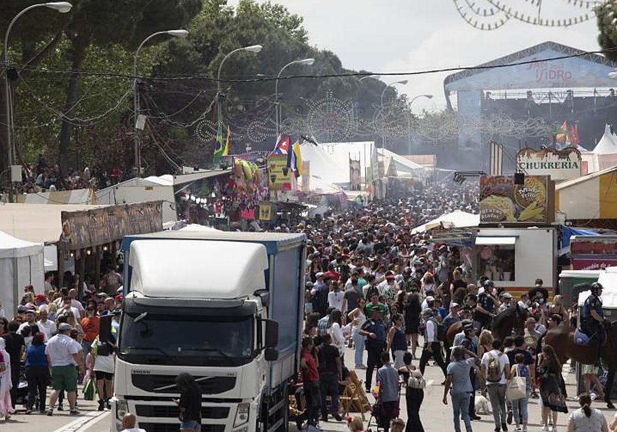 Puestos de comida y bebida en las fiestas de San Isidro del pasado año