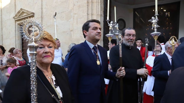 Olga Caballero, José María Bellido, Fernando Cruz-Conde y el hermano mayor