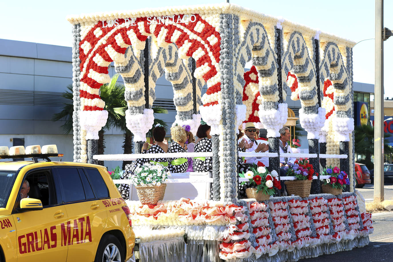 La Romería de la Virgen de Linares en Córdoba, en imágenes