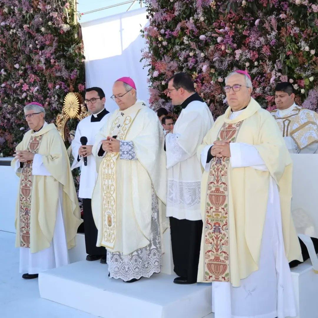 Multitudinaria coronación de la Virgen del Carmen de Mocejón