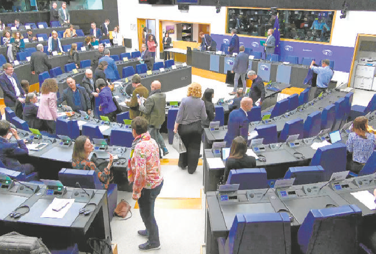 La Eurocámara señala a Marruecos como «posible responsable» del espionaje al móvil de Sánchez