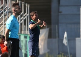 Manuel Mosquera, en la lista 'negra' de entrenadores del Córdoba CF