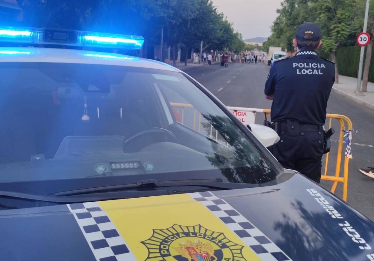 Imagen de archivo de un agente de la Policía Local de Novelda (Alicante)