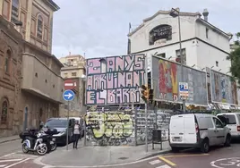 Las casas de Barcelona que Desokupa quiere desalojar se 'bunkerizan'