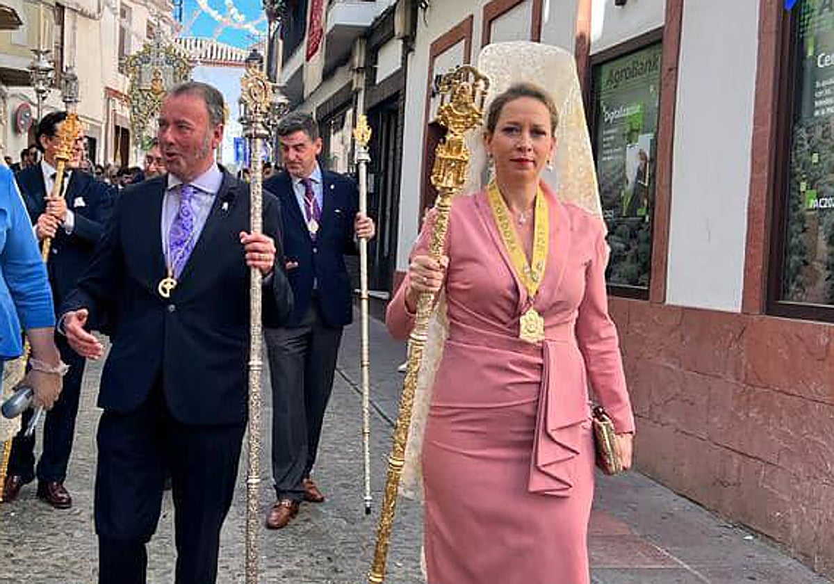 Guadalupe Grande, hermana mayor del Rocío de Córdoba, durante la procesión del nuevo Simpecado de Montoro