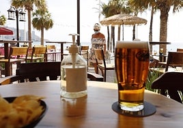 «Es de mala educación traer comida y consumirla en el bar»: la réplica de un hostelero a un cliente que sólo pidió bebida