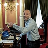 El alcalde de Orense ataca a los medios pero no explica los audios en los que se le oye hablar de «dinero negro»