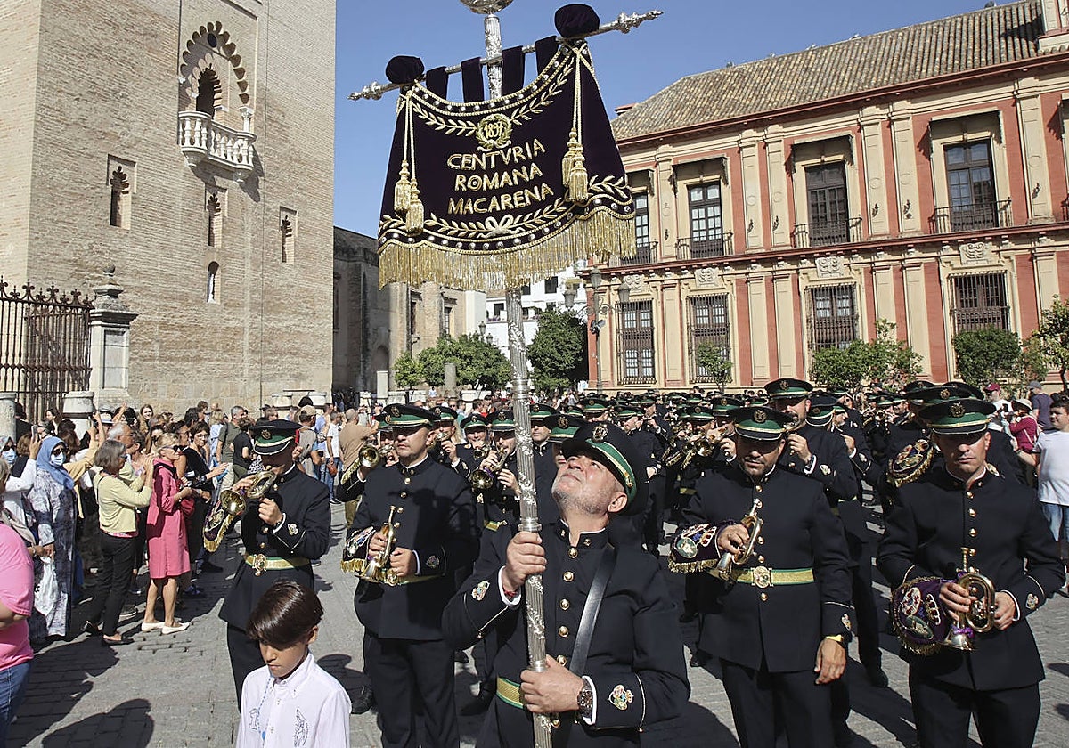 La banda de la Centuria, durante una actuación