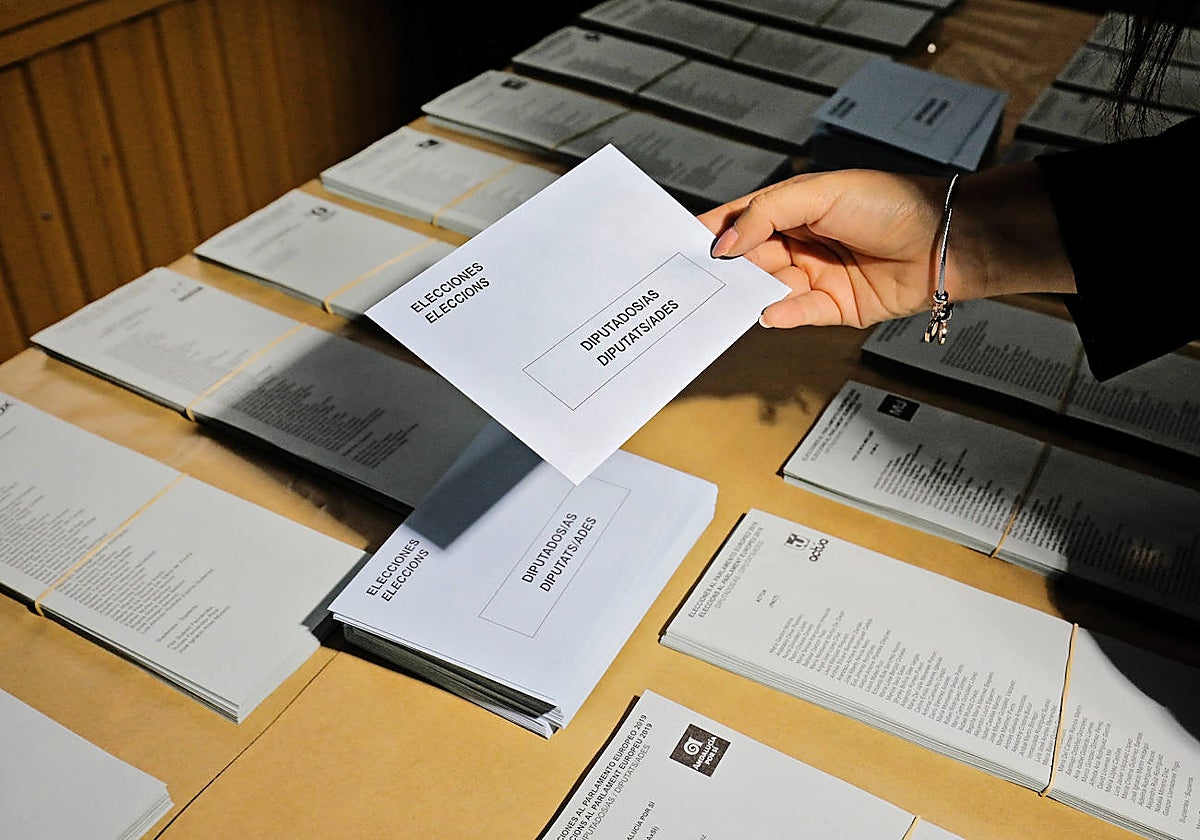 Imagen del almacén electoral de Valencia