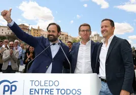 Feijóo apadrina a Núñez en el comienzo de campaña y pide cambiar las políticas del PSOE por un gobierno profesional